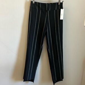 Estell & Finn Ankle Pants NWT Step Hem Pull-On Black Striped Size 4